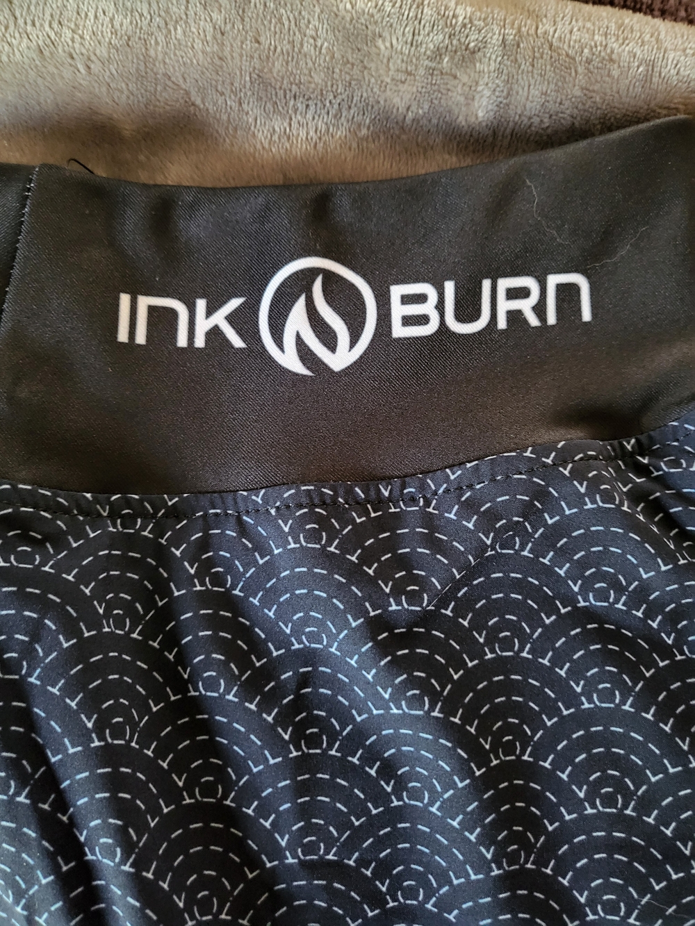 InkNBurn Athletic Skirt Navy with White Stitch Pattern - Picture 5 of 7
